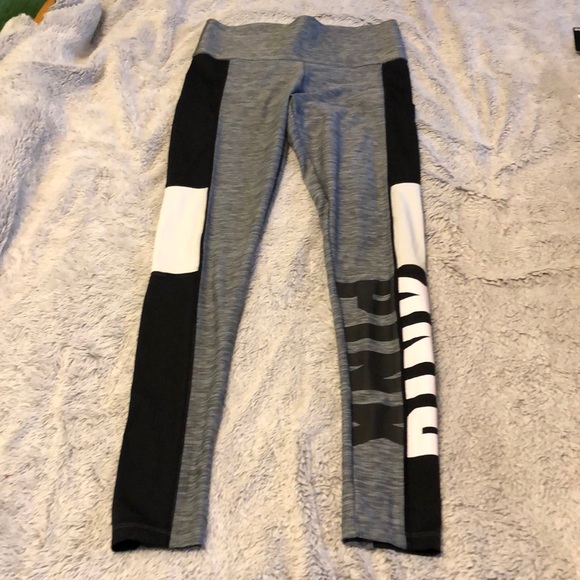 PINK Victoria's Secret Pants - Victoria’s Secret PINK leggings.